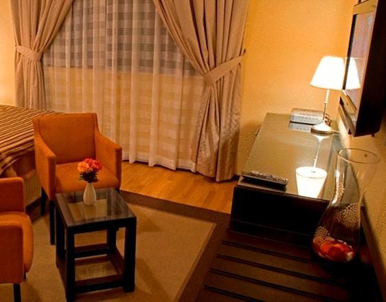 דובאי Al Faris 1 Hotel Apartments מראה חיצוני תמונה