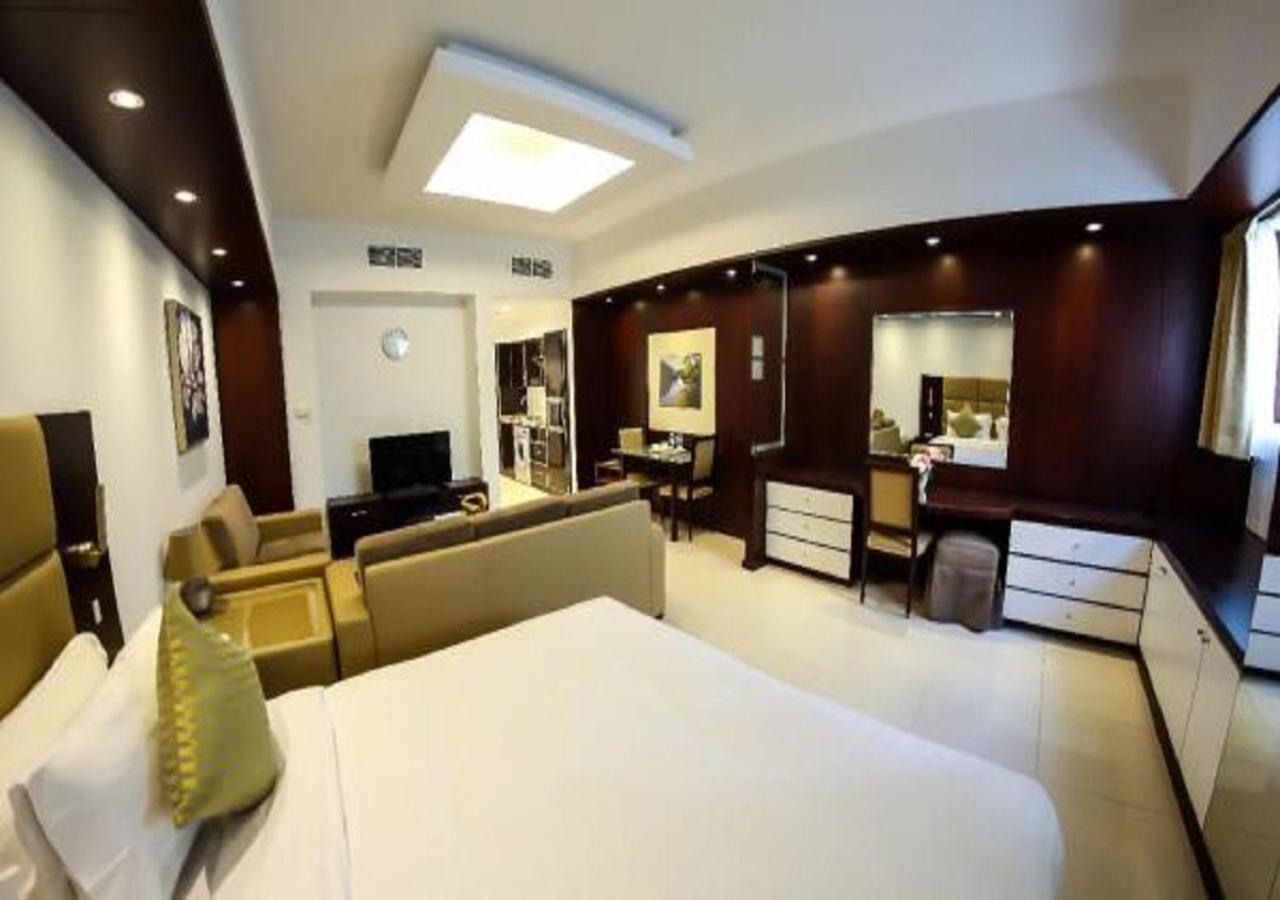 דובאי Al Faris 1 Hotel Apartments מראה חיצוני תמונה
