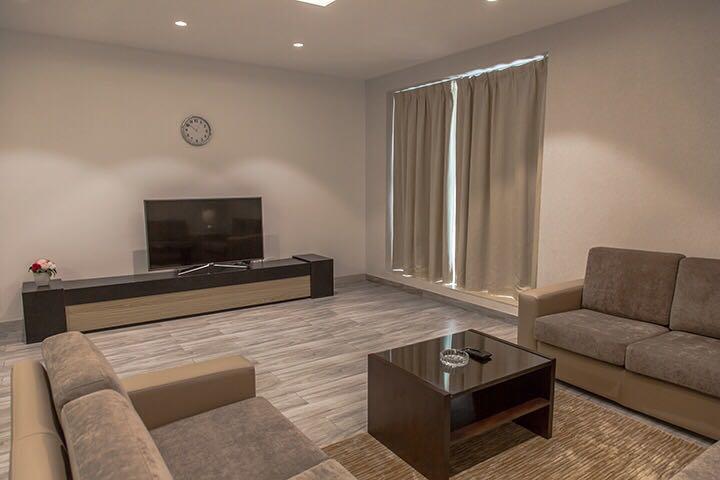 דובאי Al Faris 1 Hotel Apartments מראה חיצוני תמונה